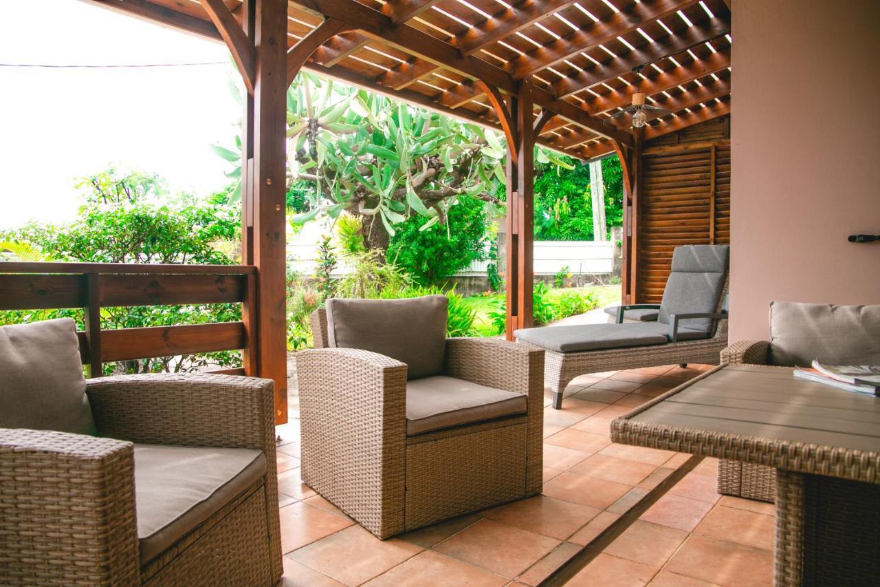 Villa Le Colonial Zen - T4 A 5 Mn Aeroport Sainte-Marie Buitenkant foto
